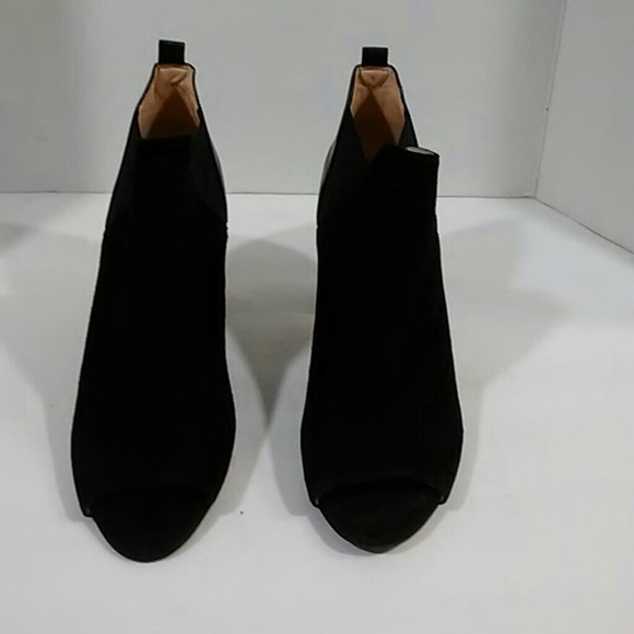 Marc Fisher 9 1/2 M black open toe ankle boot - Picture 1 of 4